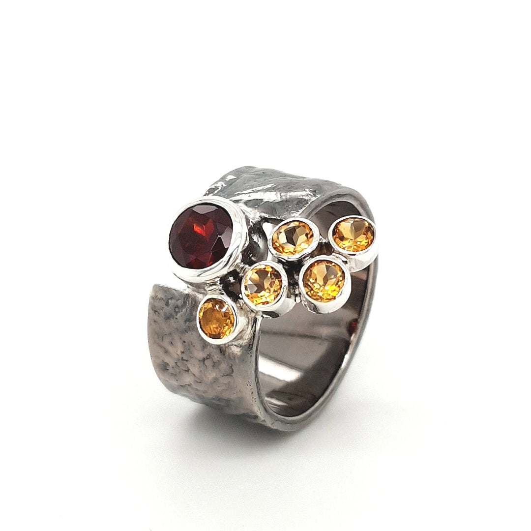 SILVER RING - BLACK RHODIUM - WITH NATURAL GARNET AND CITRINE STONES - kosznikjewellery